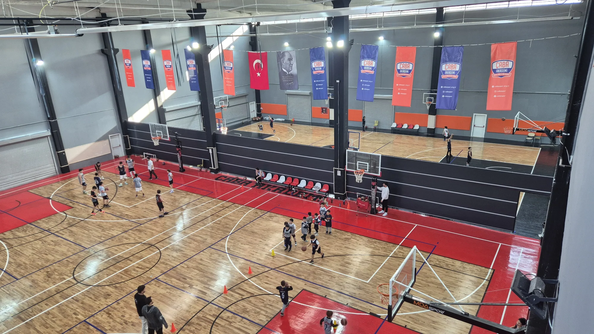 ÇABA Akademi spor salonu · 09